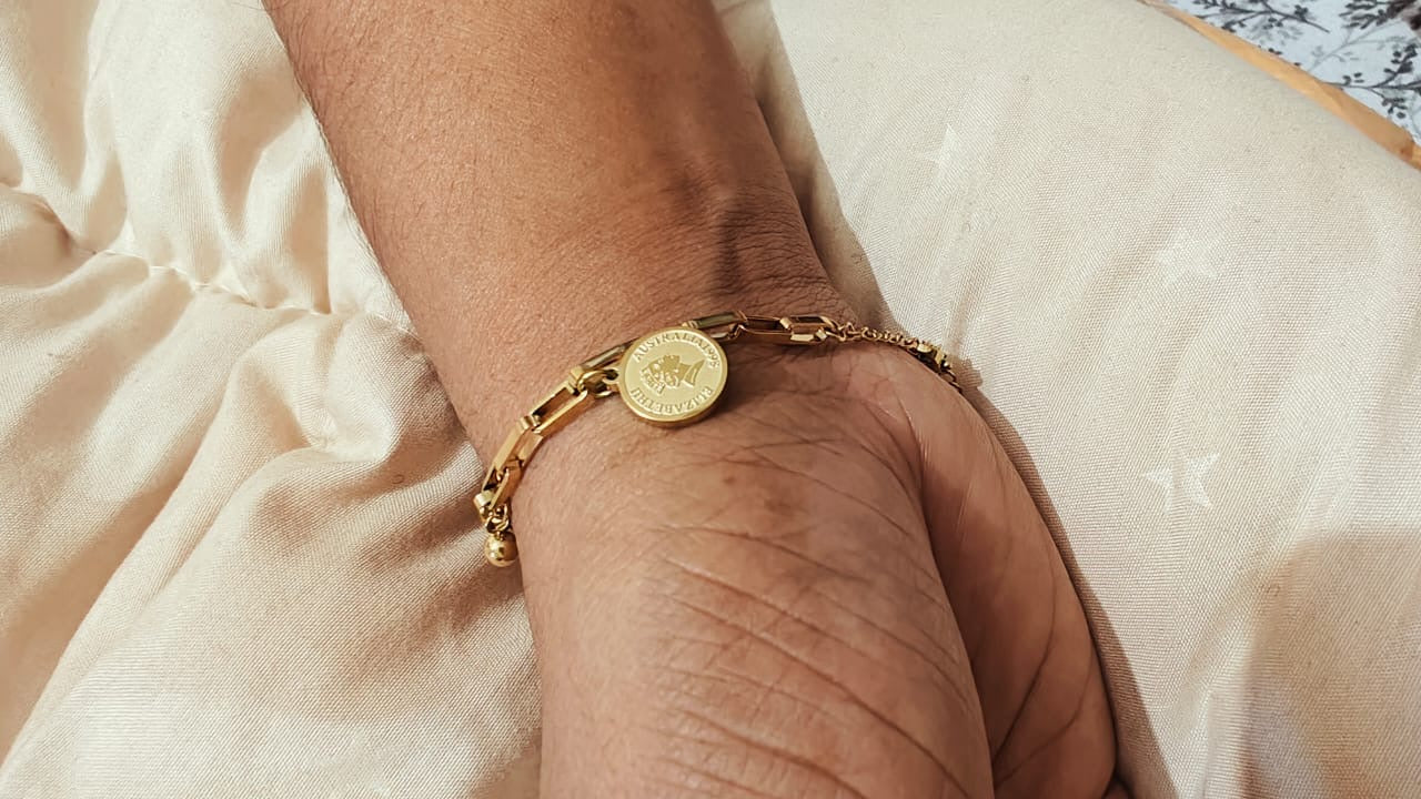 14 Carat Gold Original Victorian Coin Good Luck Chain Band