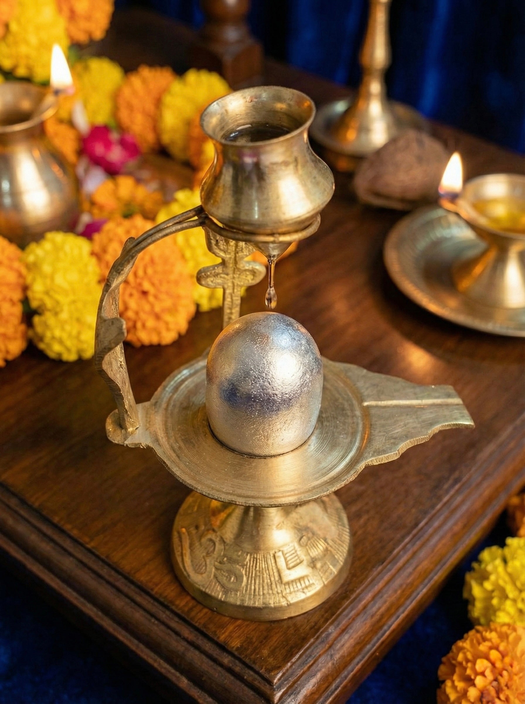 Round Parad Shivling with Free stand (Energised & Abhimantrit)