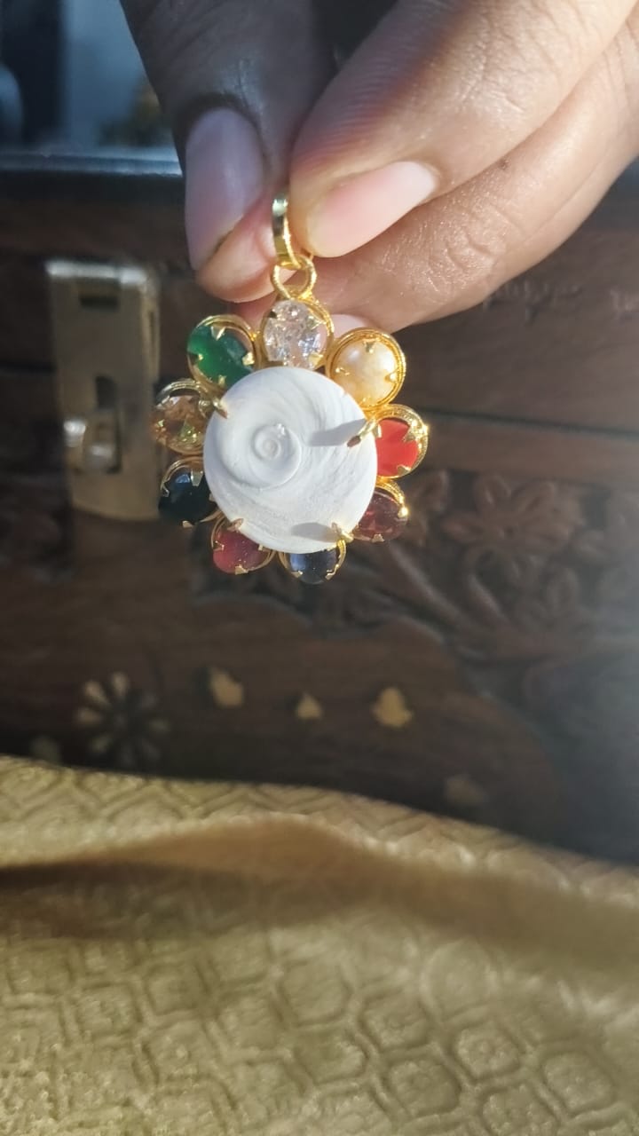 The Protective & Sacred Shield – Aatmashakti Lakshmi Aakarshan Kavach