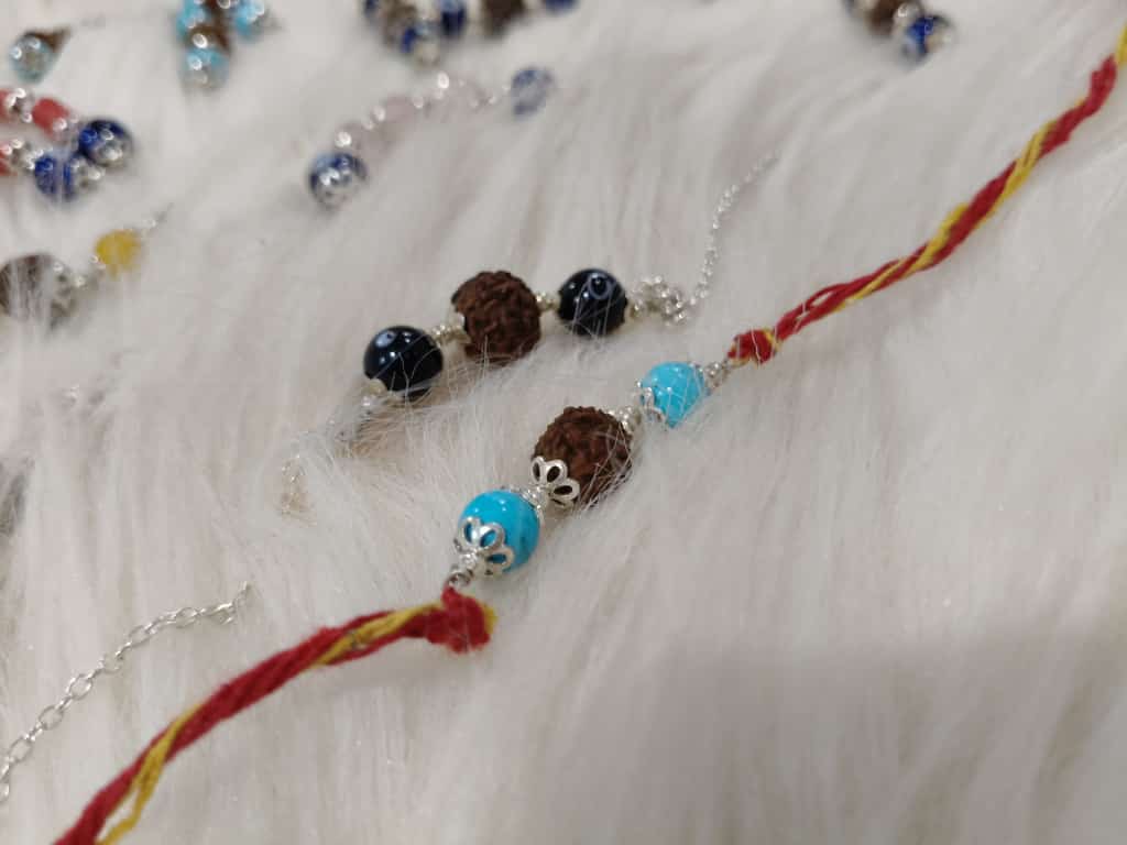 Abhimantrit Raksha Sutra – Sacred Thread of Love & Protection