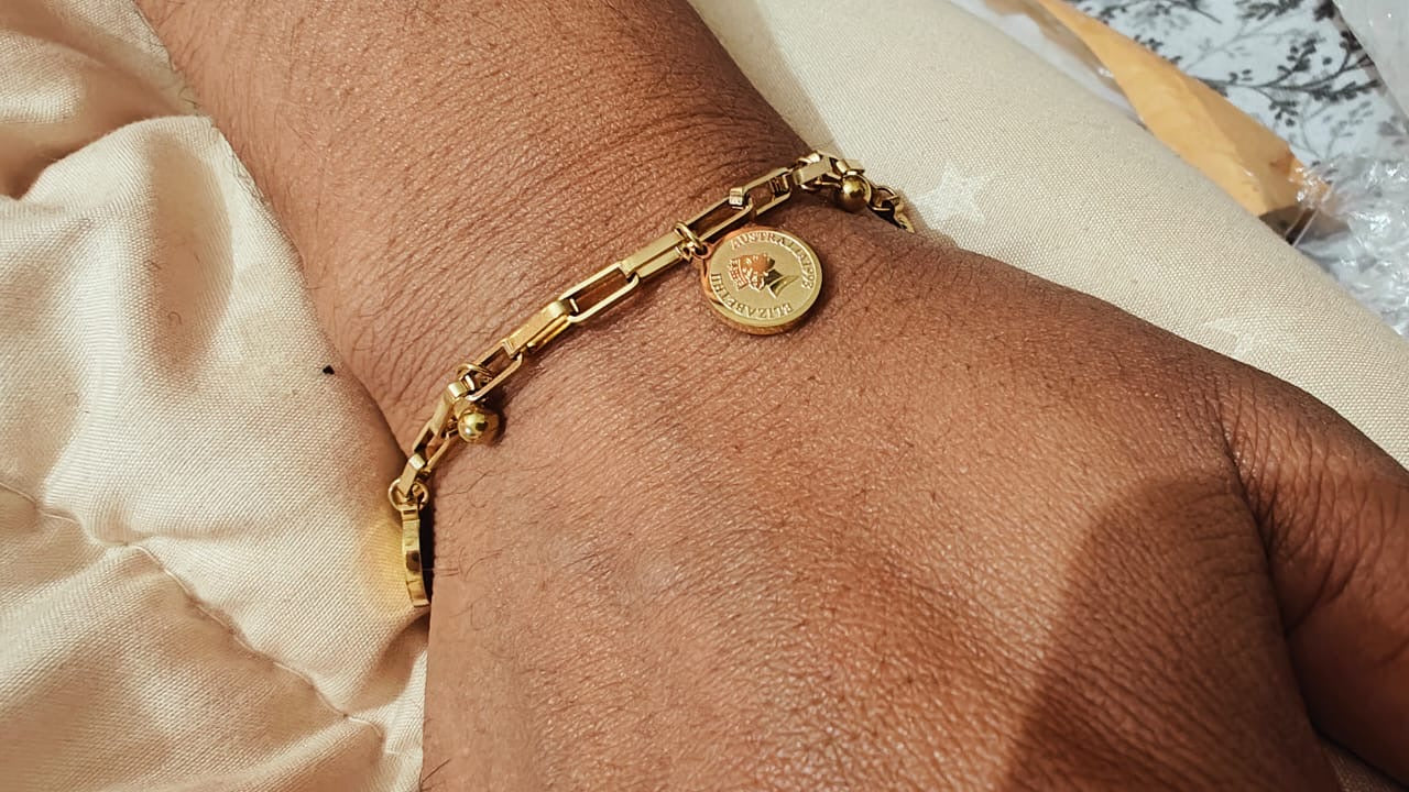 14 Carat Gold Original Victorian Coin Good Luck Chain Band